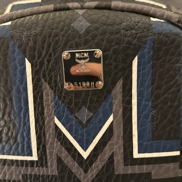 MCM Stark Gunta M Stripe Backpack in Visetos - Picture 2 of 9